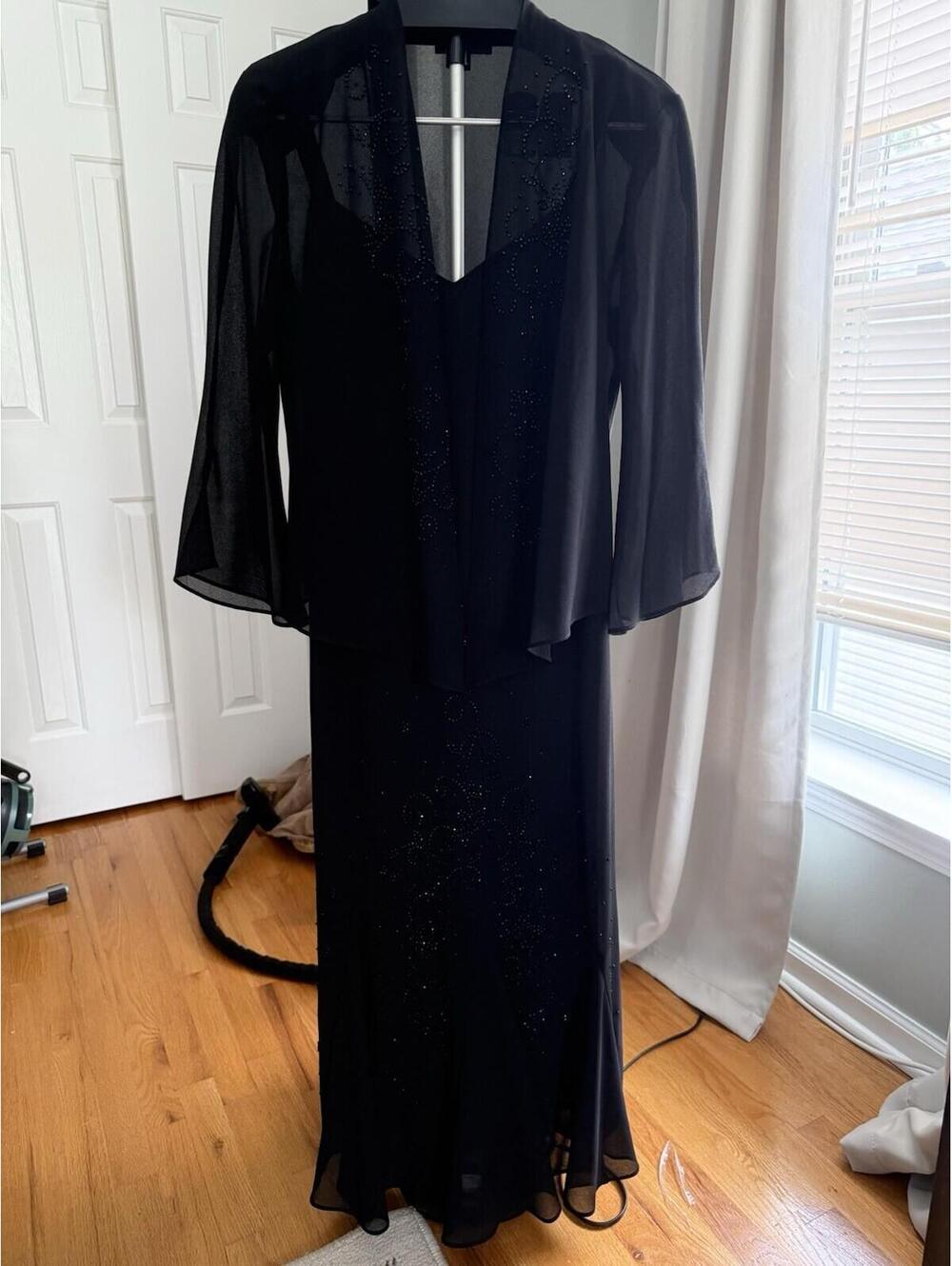 R & M Richards Black Beaded 2 Piece Gown Womens Sz 16 Dress Jacket Sheer Wedding